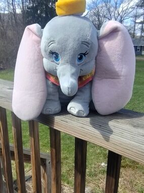Walt Disney Store 14" Dumbo Elephant Plush Toy Stuffed Animal